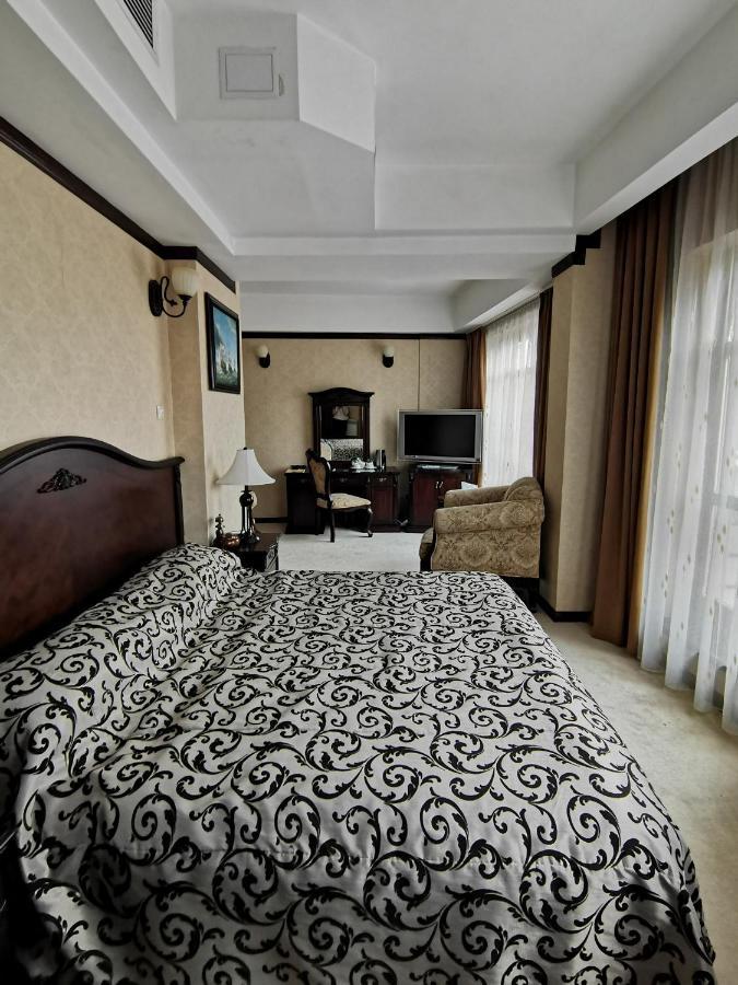 Hotel Carol Констанца Экстерьер фото