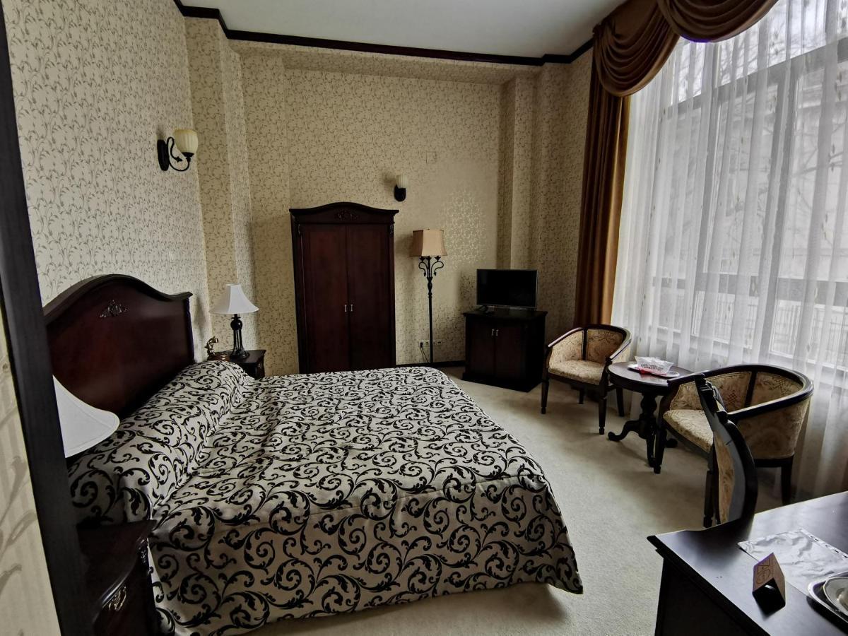 Hotel Carol Констанца Экстерьер фото